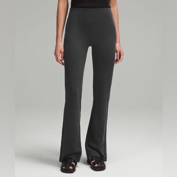 lululemon athletica Pants - Lululemon Gunmetal Brushed Softstreme Ribbed Zip-Flared Pant 34" Size 4
